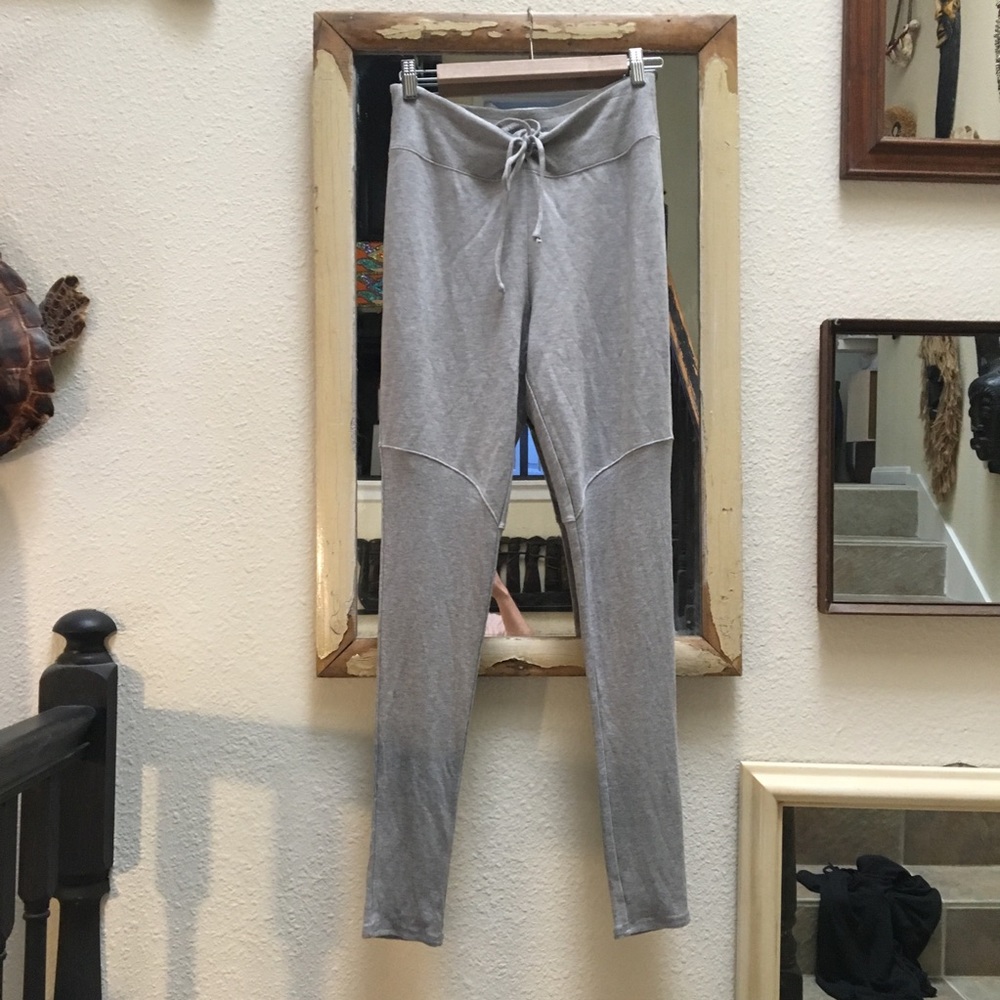 Alo Ribbed Lounger Leggings